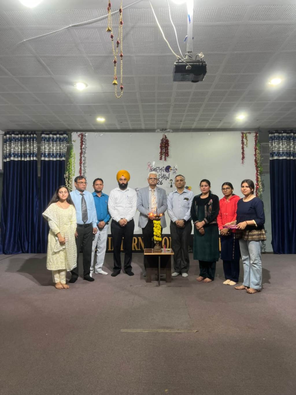 इंडस इंटरनेशनल यूनिवर्सिटी में राष्ट्रीय फार्मेसी शिक्षा दिवस मनाया छात्रों ने विभिन्न शैक्षणिक व सांस्कृतिक गतिविधियों में लिया भाग